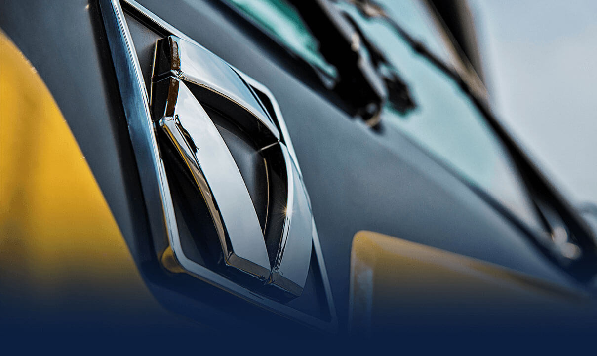 八十載砥礪前行！